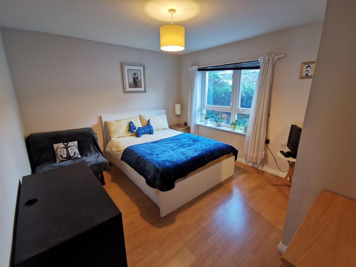 4-Bedroom Apartment Perfect For Families! Edimburgo Exterior foto