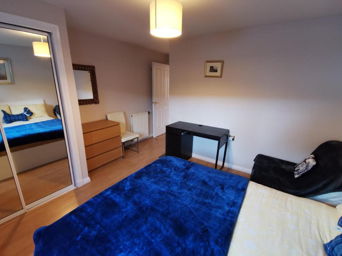 4-Bedroom Apartment Perfect For Families! Edimburgo Exterior foto