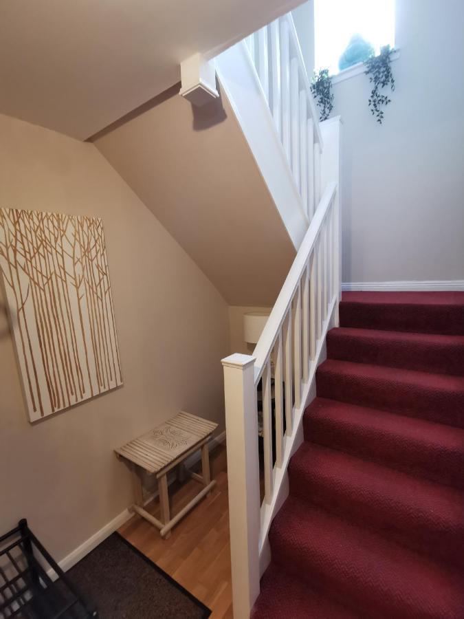 4-Bedroom Apartment Perfect For Families! Edimburgo Exterior foto