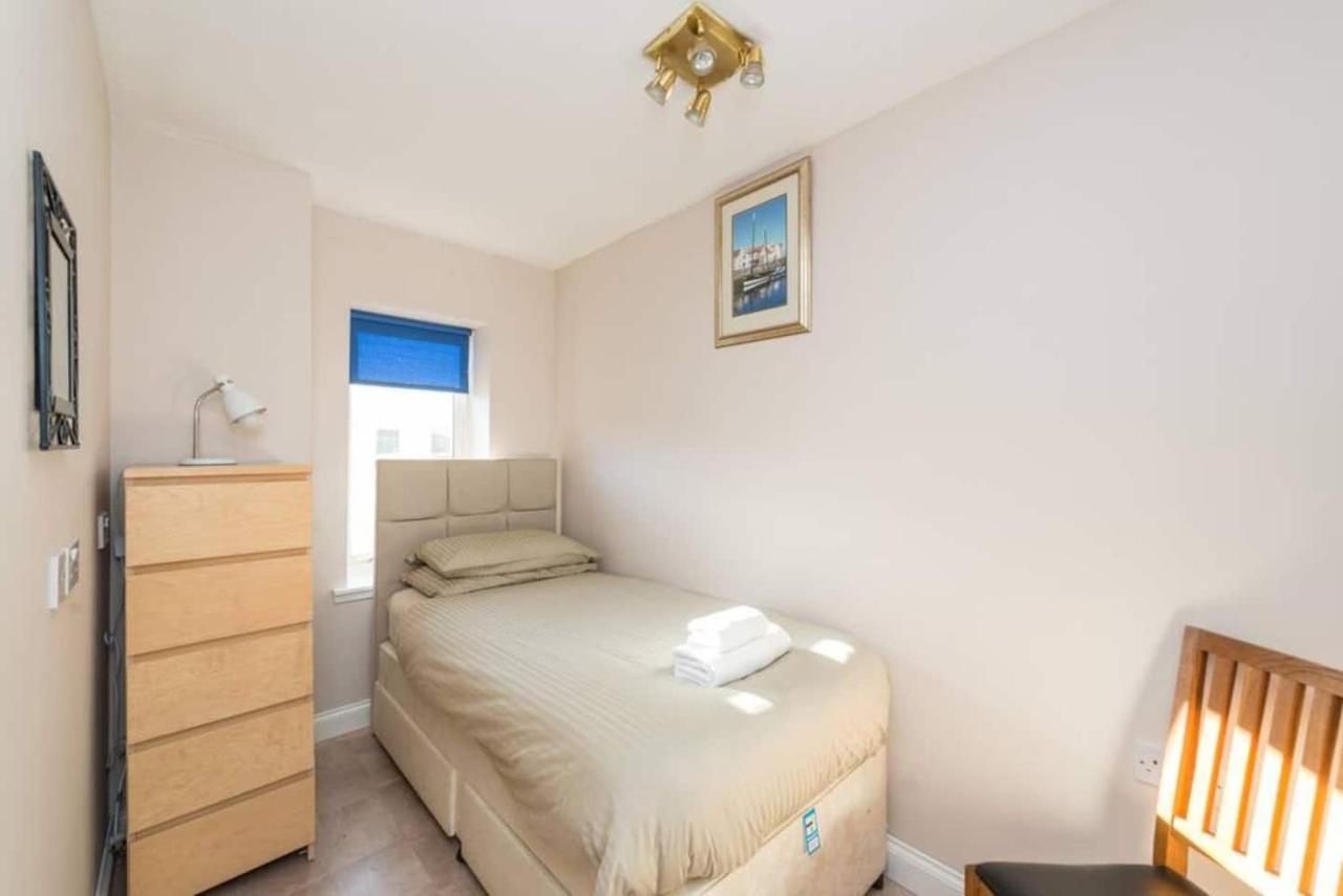 4-Bedroom Apartment Perfect For Families! Edimburgo Exterior foto